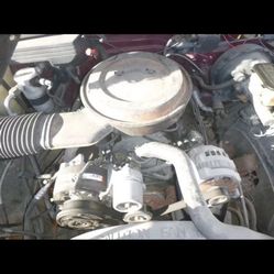 Engine Low Milage Running 350 Tbi 