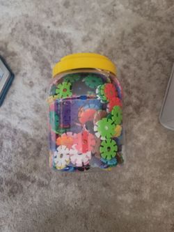 Toy building blocks