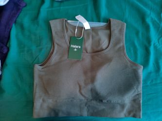 Halara 3 sports bras and 2 gym/yoga tops