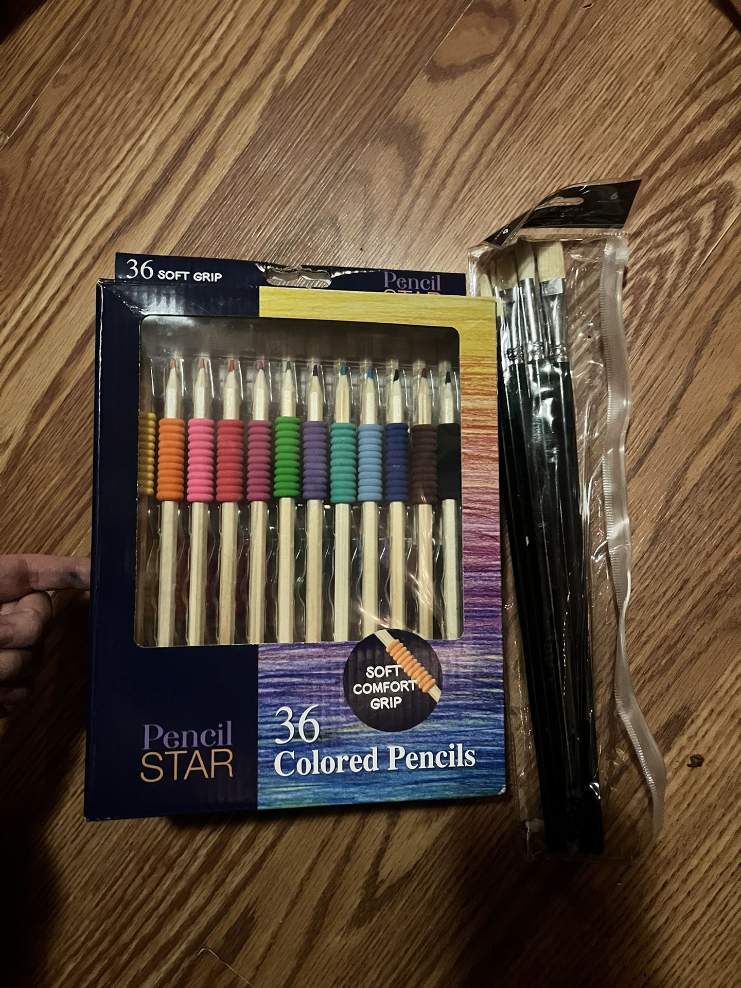 Pencil Star 36 Colored Pencil With Soft Grip And 6 Long Paint Brushes