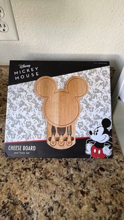 New - Mickey Cheese Board