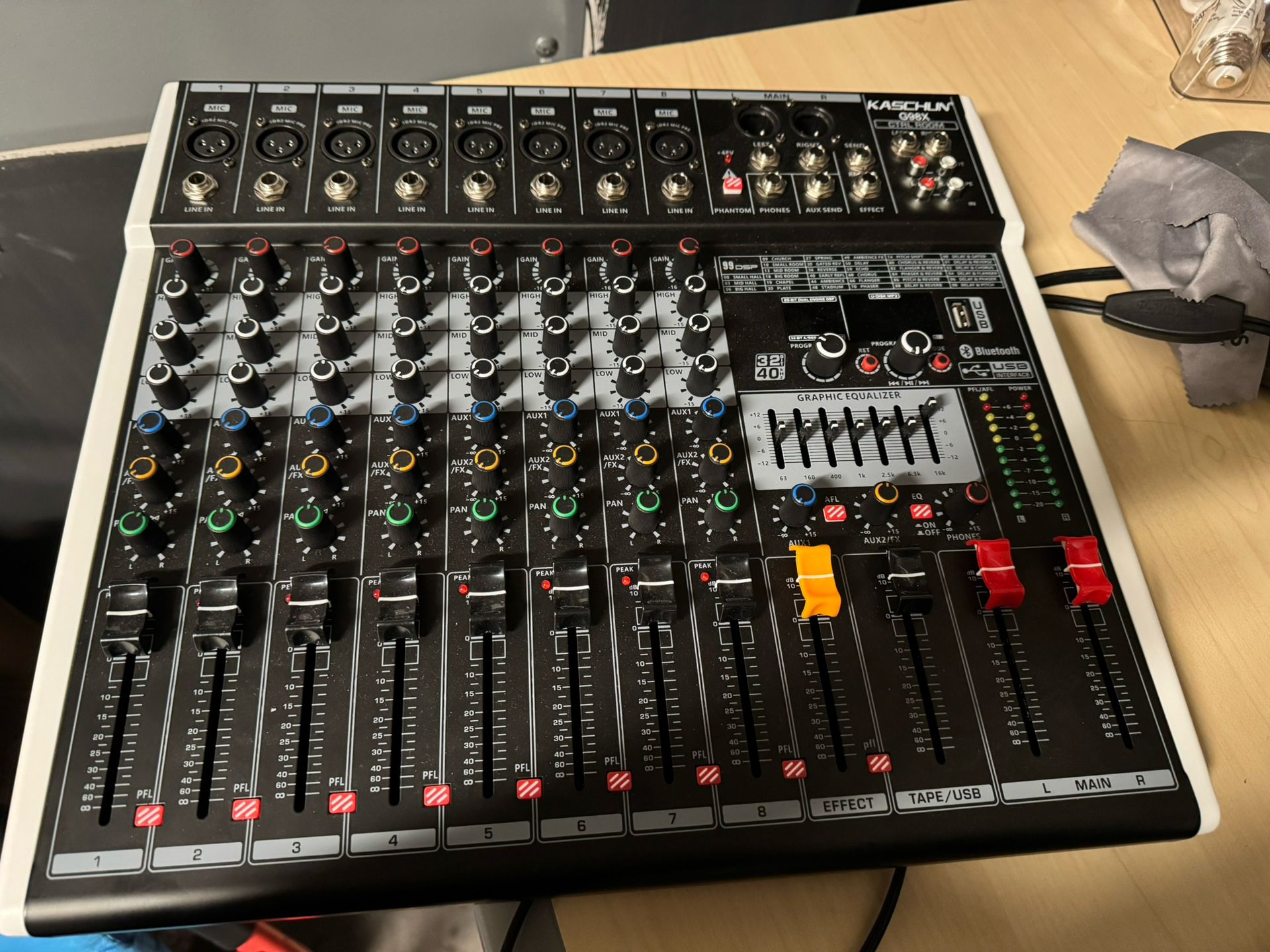 12 channel mixer with usb interface and bluetooth