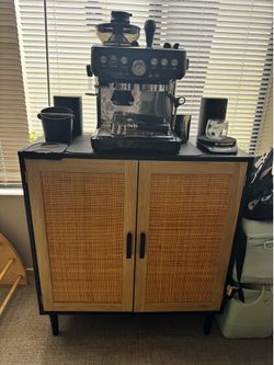 Sideboard / Buffet / Cabinets