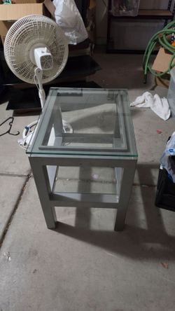 Glass shelf end table