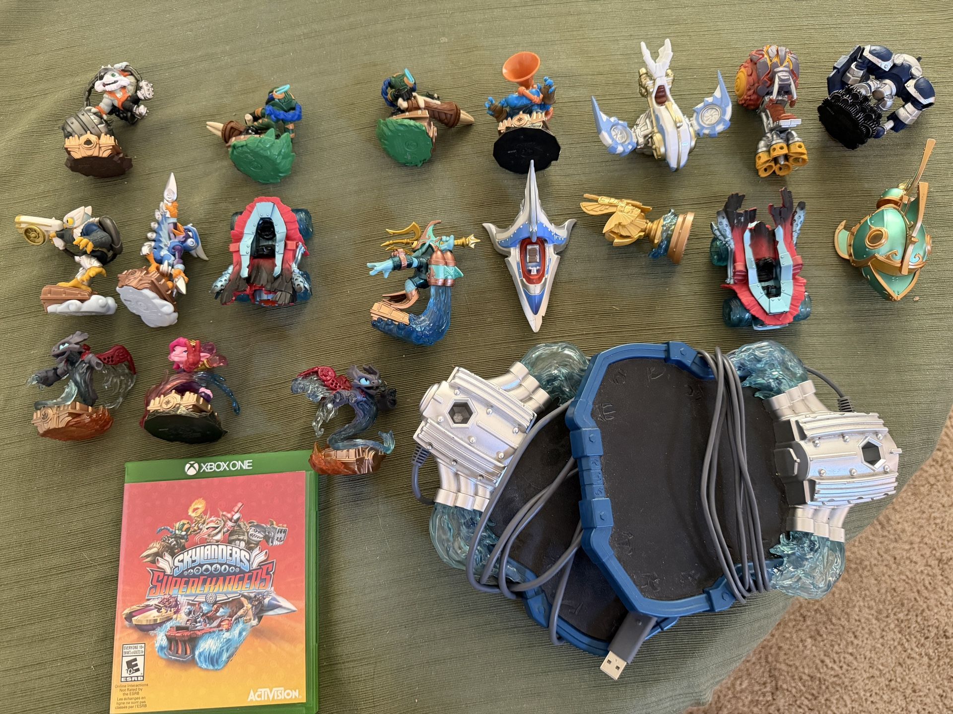Xbox One Skylanders Superchargers Lot