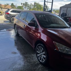 Nissan sentra 2014