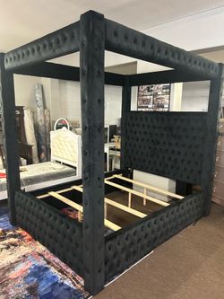 Brand new elegant tufted Queen size velvet canopy bed frame