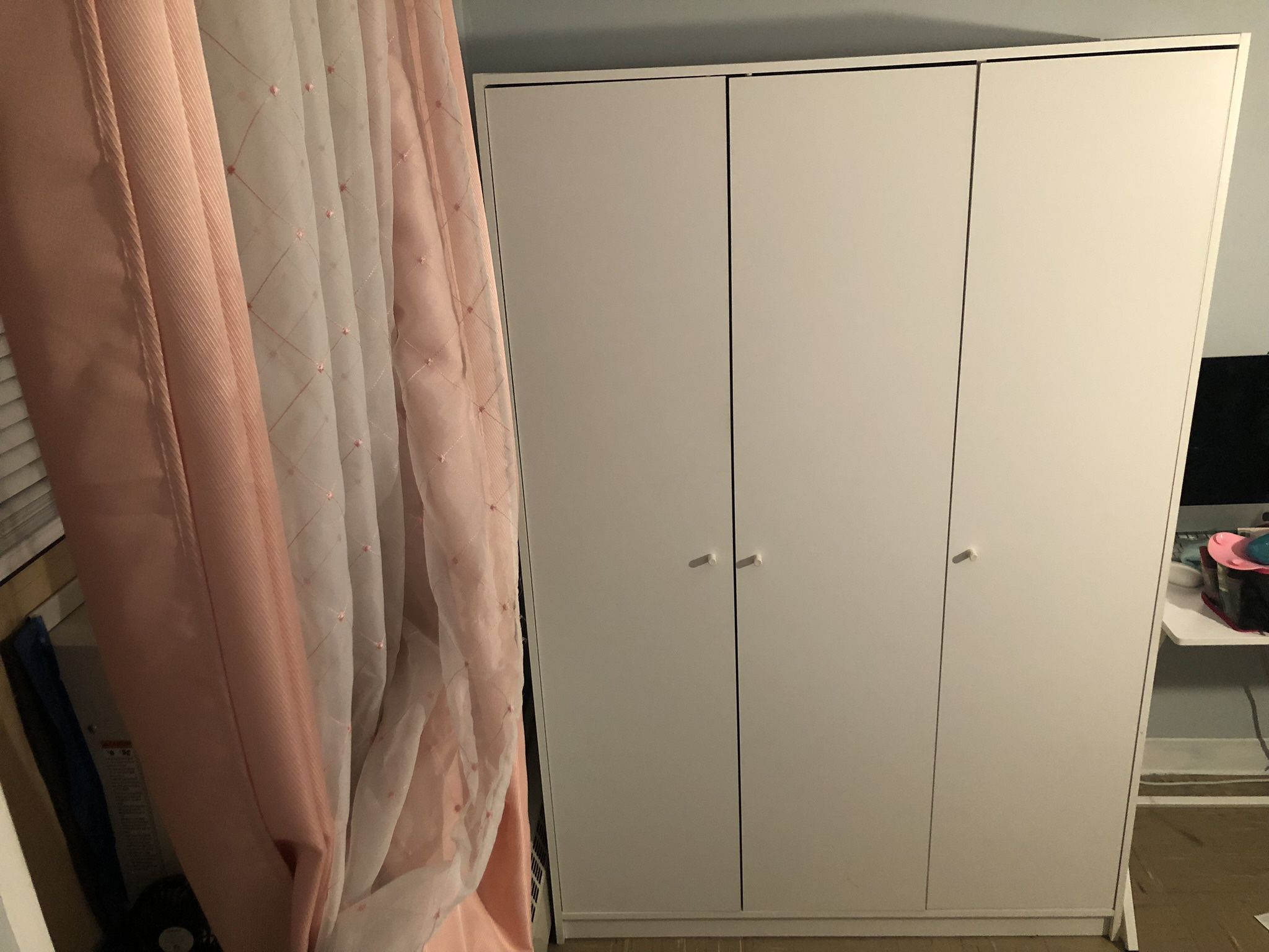 IKEA - KLEPPSTAD 3 Door White wardrobe 
