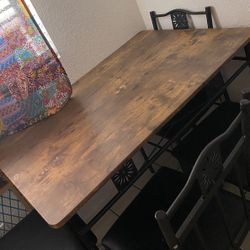 Table And Chairs 