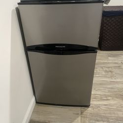 Small Fridge 