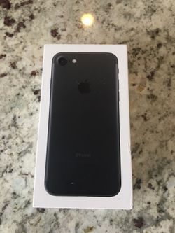 iPhone 7 box