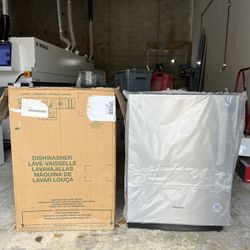 Whirlpool Dishwasher