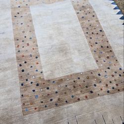8x11 Wool Area Rug 