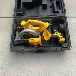 DEWALT  TOOLS 