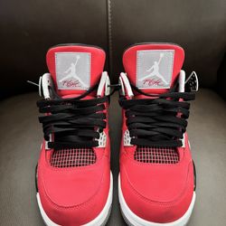 Air Jordan 4 Toro Bravo Size 8