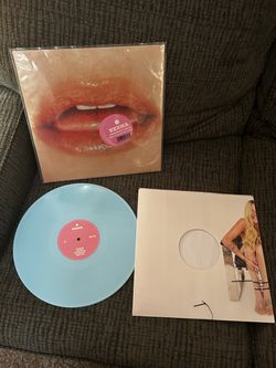 Kesha vinyl
