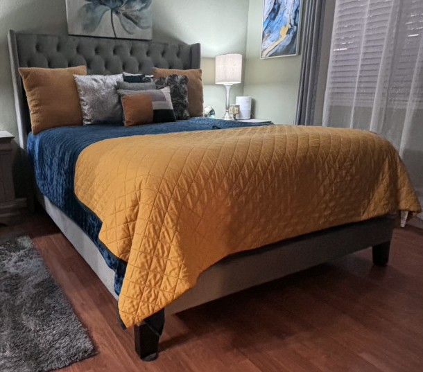 Tufted Gray Queen Platform Bed