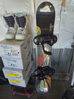 Snowboard And Boots $20.00 Great Condition.
