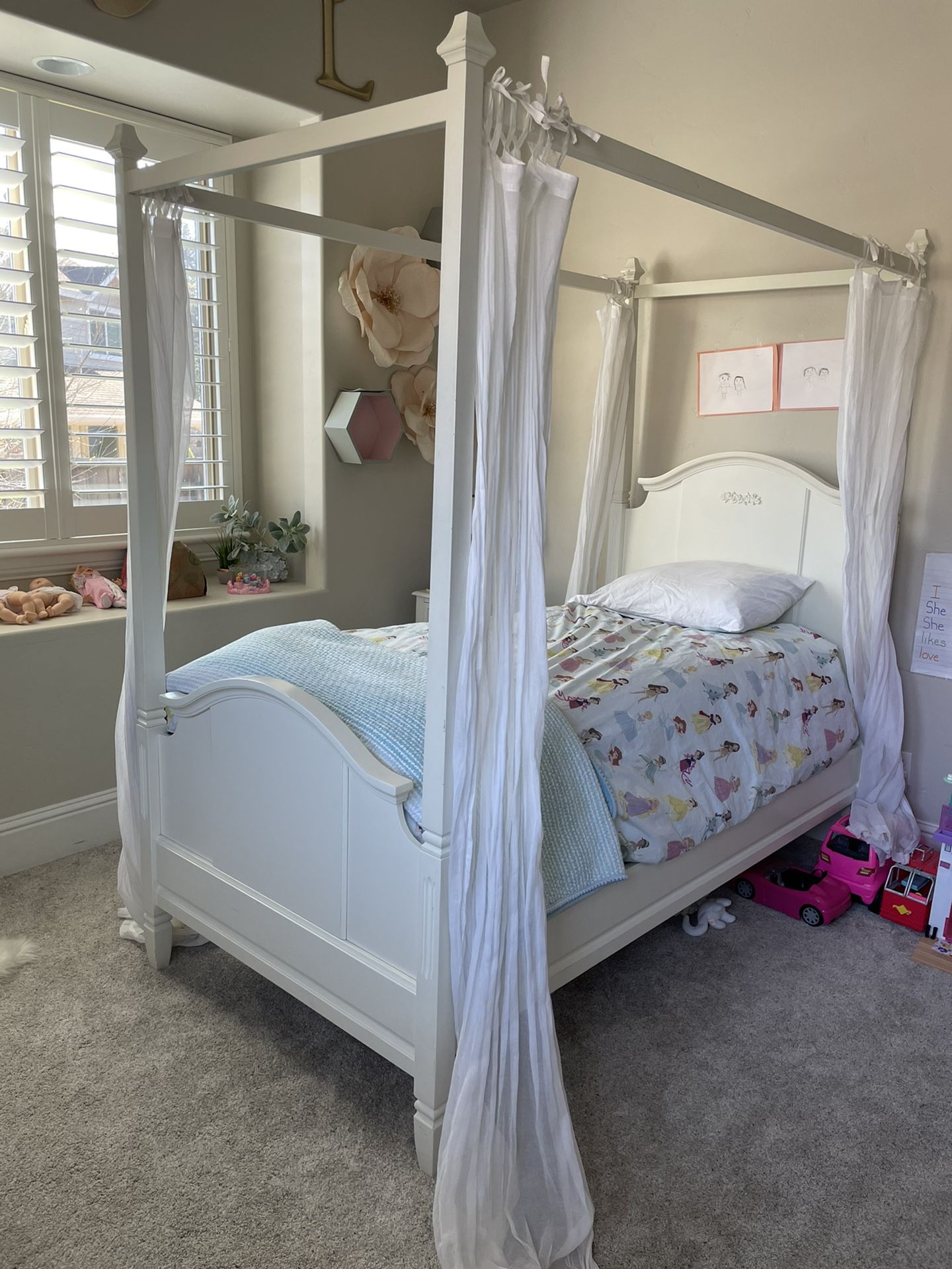 Madeline Bed Canopy Recalled by Pottery Barn Kids Due to Impact