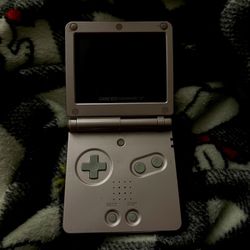 Nintendo Game Boy Advance 