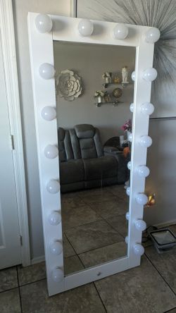 Full body vanity mirror with lights 60 x 24 - Made in the USA