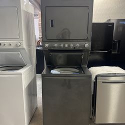 Kenmore Elite 27width Electric Stackable Washer & Dryer Black Stainless 
