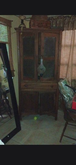 Pie safe & table w 4 chairs
