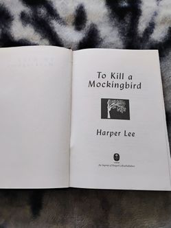 TO KILL A MOCKINGBIRD BY HARPER LEE HARDCOVER BOOK (WITHOUT DUST JACKET)