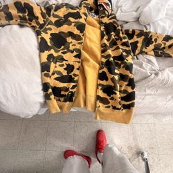 🔥 BAPE Yellow Camo Shark Full Zip Hoodie – Authentic – Rare 🔥