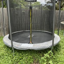 Trampoline 8 Ft 