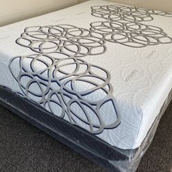 Full Sky Comfort Bamboo Cool Gel Memory Foam Mattress!!