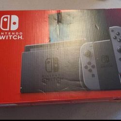 Nintendo Swich Case And Games 