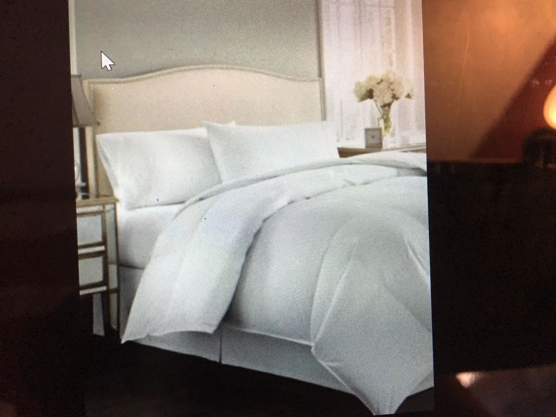 Full/Queen: Charter Club Vail collection, level 3, European White Down Comforter