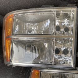 2007 GMC Sierra Factory Headlights