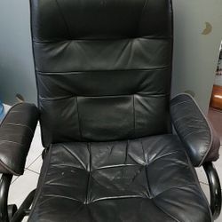 RECLINING LEATHER CHAIR