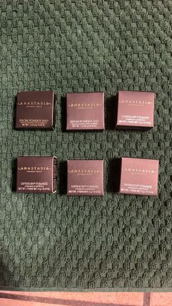 Anastasia Beverly Hills Pomade Different Colors