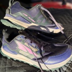  Altra Lone Peak 7 Women’s Size 7 