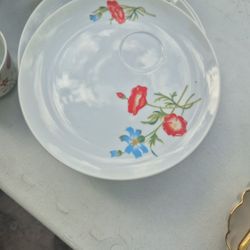 Tea Cups N Plates