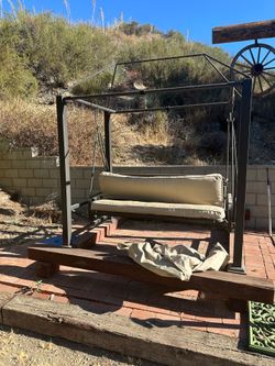 Love seat