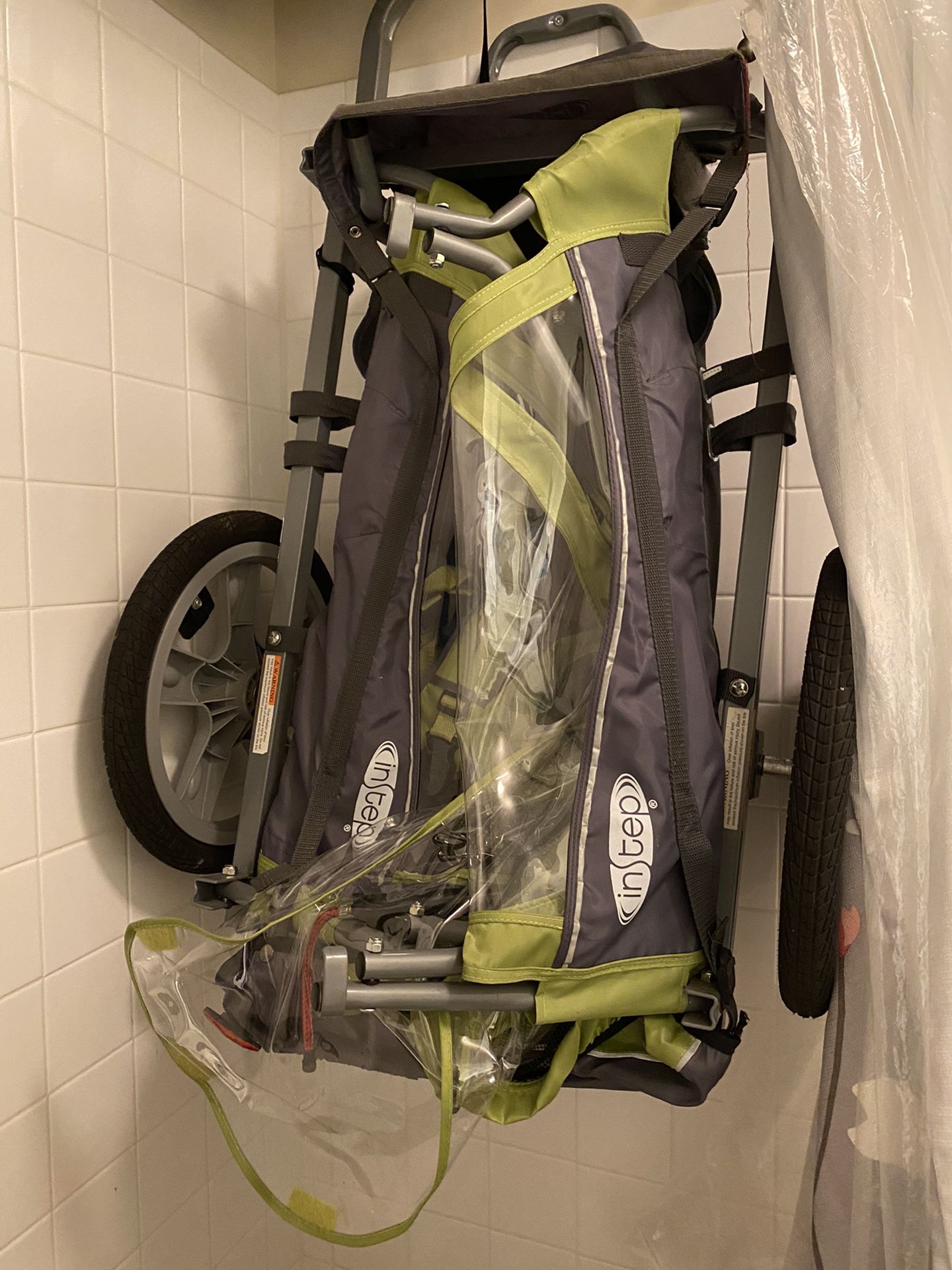 Instep bike /bicycle trailer for kids