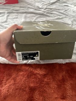 Jordan 4s