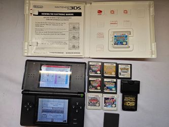 Pokémon Nintendo DS/3DS Game Lot + Nintendo DS Lite + Action Replay