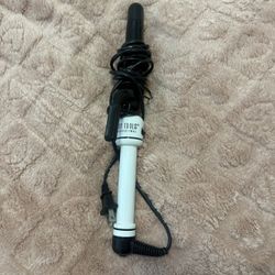 Hot Tools Curling Iron