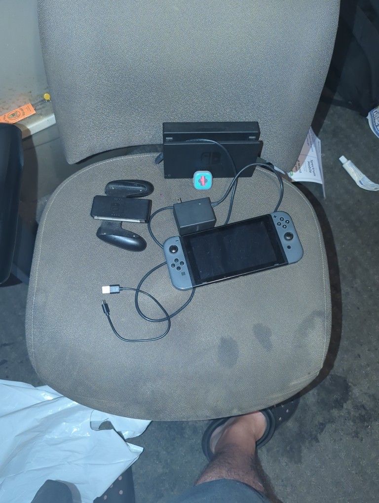 Nintendo Switch with RCM Jig & Data Cable