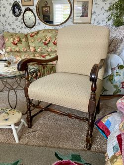 Vintage Mahogany Chair, no stains or tears.