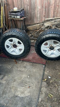Lt275/65r18 Wrangler Goodyear