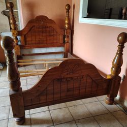 Queen Size Wooden Bed Frame 