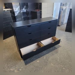 8 Drawer Dresser