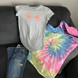 Small Lot of Girl Clothes