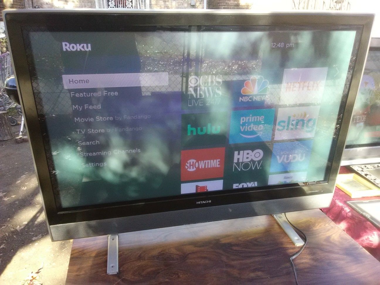 Hitachi 42 inch display with HDMI port and Google chrome cast $150